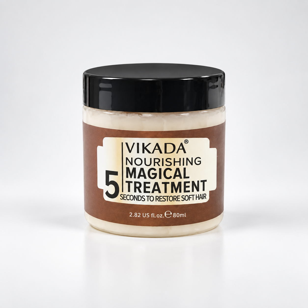 Pot de masque capillaire VIKADA 80 ml fermé, couvercle noir et étiquette brune sur fond clair